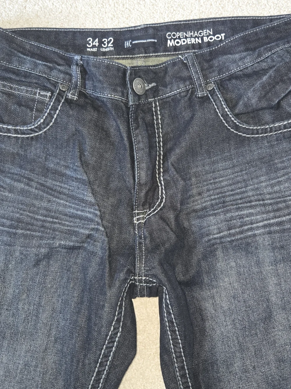 INC International Concepts Denim Jeans with White Stitching Mens 34x32 - Picture 2 of 12